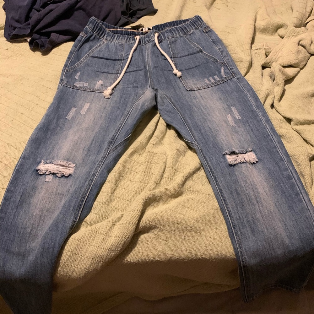 Drawstring Distressed Jeans